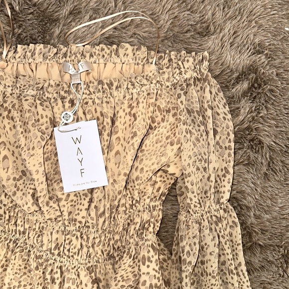 W.A.Y.F Smocked Off-Shoulder Top - Picture 9 of 10